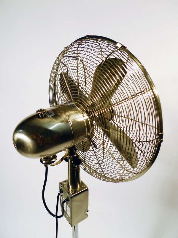 ventilador pie classic inox funciona 220v alt.max.150 min.130xo50 1u